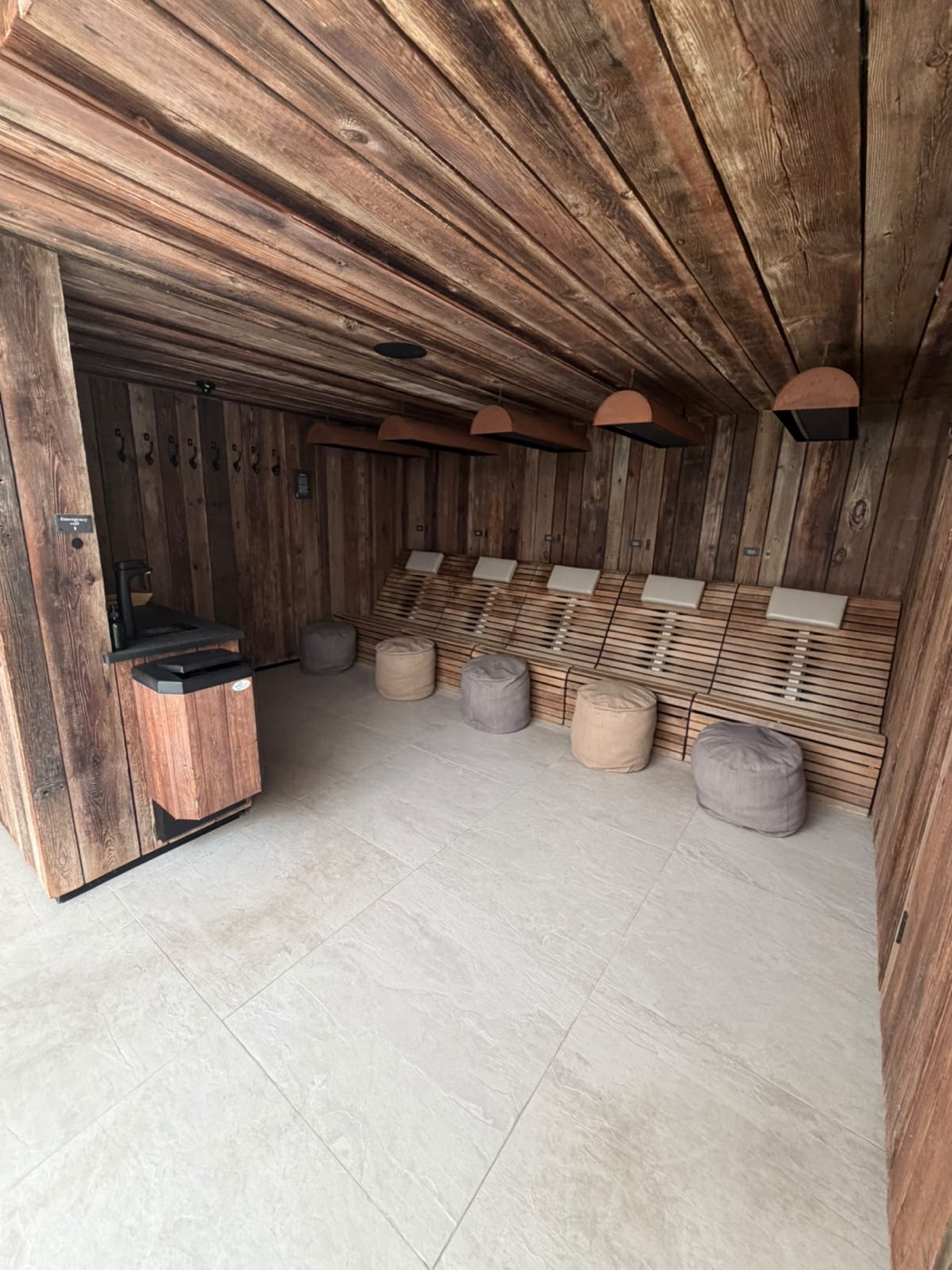 Sauna and relaxation room